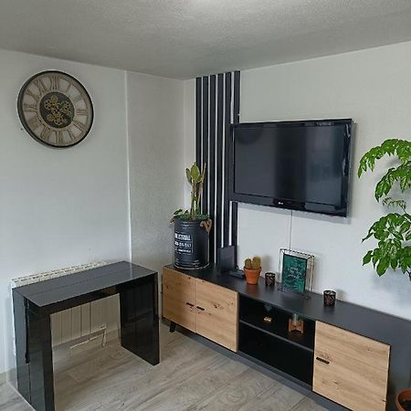 Charmant Appartement Avec Vue Marina Saint-Cyprien  Esterno foto